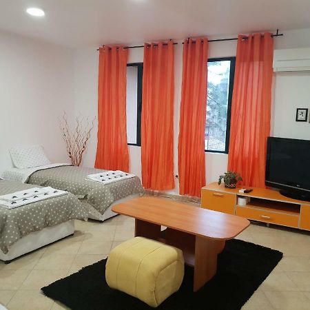 Нощувки Шумен Shumen Exterior foto